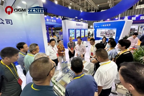 2023 China Concrete Exhibition丨Quangong Co.,Ltd laver en scenepose