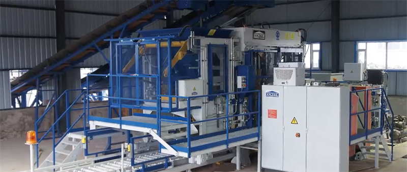 Et fuldautomatiseret flerlags betonproduktionsprojekt for sammenlåsende mursten er blevet lanceret i Afrika.