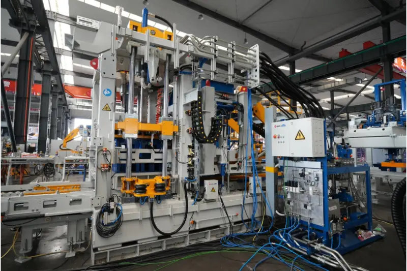 Quangong Machinery Co., Ltd.: To fuldt automatiserede byggematerialeproduktionslinjer, der skal etableres i Usbekistan i 2026.