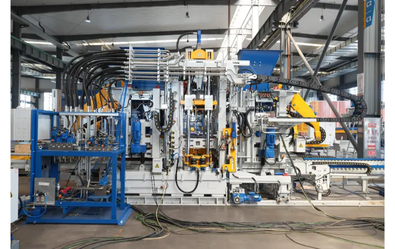 Quangong Machine ZN900-2 murstensproduktionslinje: Styrket af intelligens, opbygning af en ny benchmark, effektiv og grøn murstensfremstilling